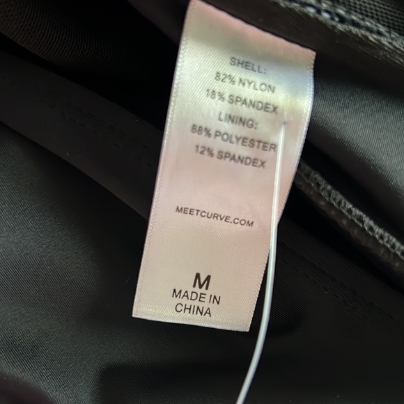 Meet.Curve Black Bow Classic Halter Swimdress size medium - Picture 6 of 6